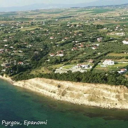 Couette-café Modern & Loft By The Sea & Jacuzzi