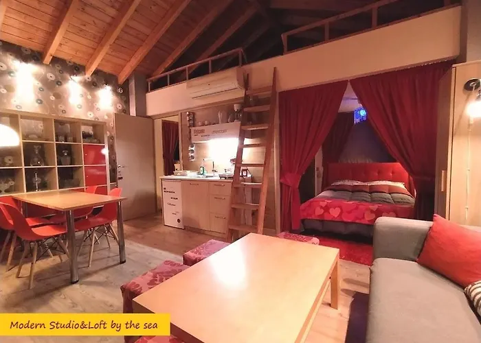 Bed and Breakfast Modern & Loft By The Sea Palioura